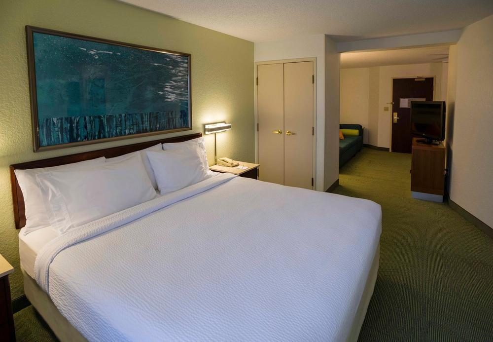 Springhill Suites By Marriott Chicago Bolingbrook Exterior photo